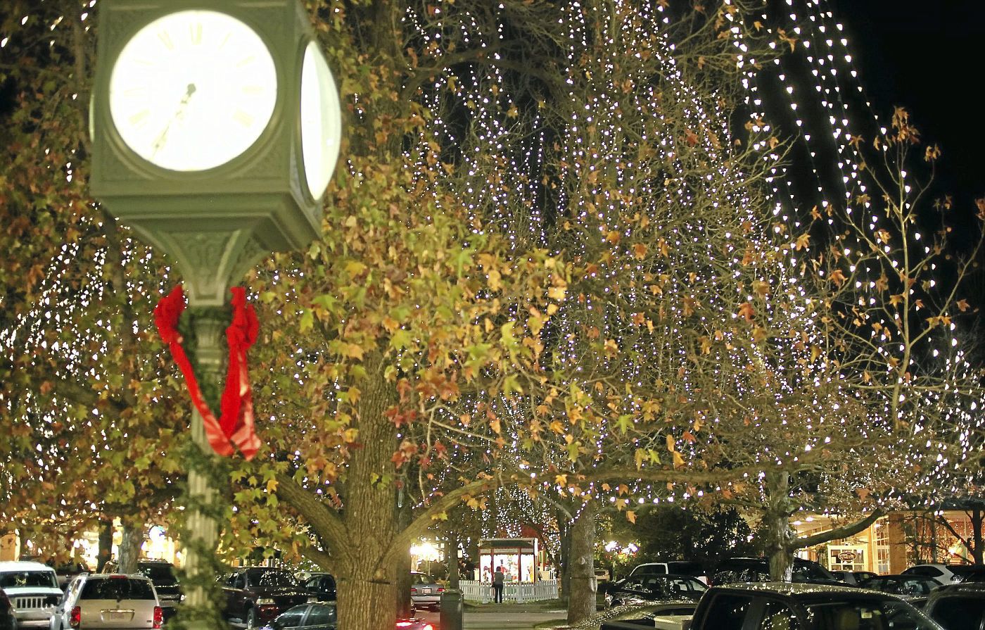100. Experience Lights On at Utica Square